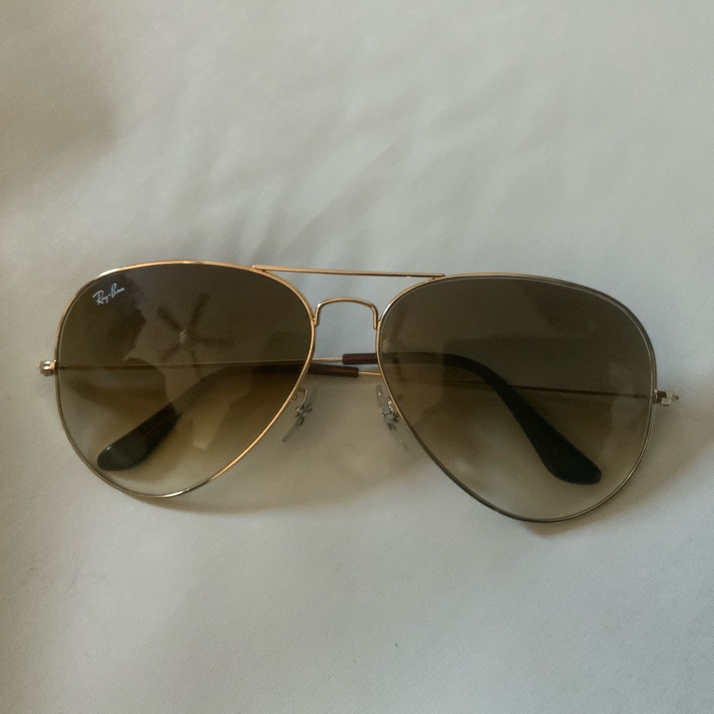 Ray-Ban Authentic Aviators Gold 62014 Sunglasses